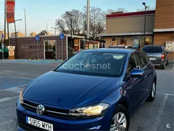 Azul Usado 2018 VW Polo Beats Berlina | 12.499 € (Precio justo)