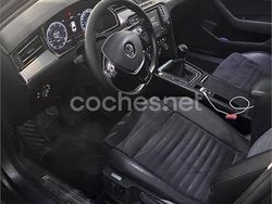 Gris / plata Usado 2016 VW Passat Sportline Berlina | 8700 € (Caro)