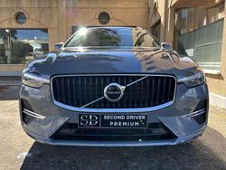 Gris / plata Usado 2023 Volvo XC60 Core SUV | 39.500 € (Precio justo)
