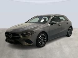 Gris Usado 2024 Mercedes A180 | 31.400 € (Precio justo)