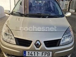 Beige Usado 2007 Renault Scénic II Dynamique Monovolumen | 2000 € (Super precio)