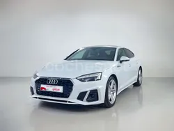 Blanco Usado 2023 Audi A5 Sportback S-Line Berlina | 38.900 € (Precio justo)