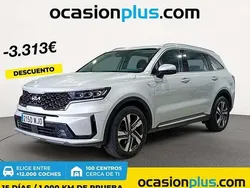 Plateado Usado 2023 Kia Sorento SUV | 31.355 € (Precio justo)