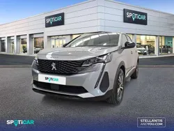 Gris Usado 2024 Peugeot 5008 Allure Monovolumen | 24.700 € (Precio justo)