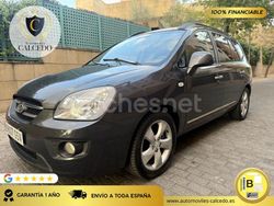 Negro Usado 2010 Kia Carens Active Monovolumen | 7499 € (Un poco caro)