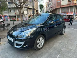 Negro Usado 2011 Renault Scénic III Dynamique Monovolumen | 5900 € (Precio justo)