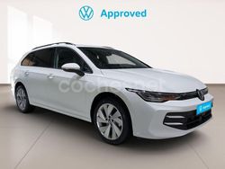 Blanco Usado 2024 VW Golf VIII Life Familiar | 26.780 € (Precio justo)