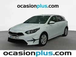 Blanco Usado 2023 Kia Ceed Monovolumen | 16.810 € (Super precio)