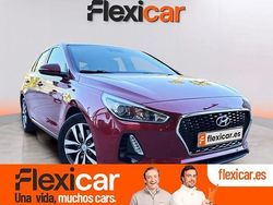 Rojo Usado 2017 Hyundai i30 Berlina | 13.490 € (Precio justo)