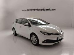 Blanco Usado 2017 Toyota Auris Hybrid Active Utilitario | 12.799 € (Buen precio)