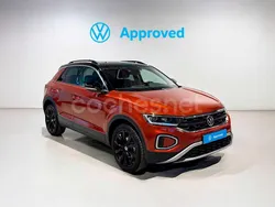 Rojo Usado 2024 VW T-Roc SUV | 31.900 € (Caro)
