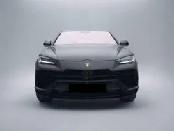Negro Usado 2023 Lamborghini Urus SUV | 305.000 €