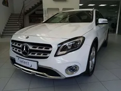 Blanco Usado 2019 Mercedes GLA200 SUV | 30.000 € (Precio justo)