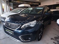 Verde Usado 2019 Peugeot 5008 Allure Monovolumen | 16.500 € (Buen precio)