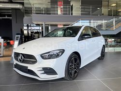 Blanco Nuevo 2025 Mercedes B250e AMG line Monovolumen | 42.900 € (Un poco caro)