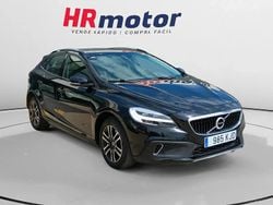 Usado 2018 Volvo V40 CC Plus Familiar | 13.940 €