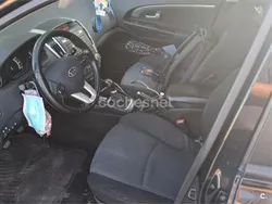 Negro Usado 2010 Kia Ceed Active Berlina | 3500 €