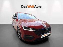 Rojo Usado 2022 Skoda Octavia RS Familiar | 36.990 €