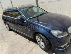 Azul Usado 2011 Mercedes C200 Avantgarde Familiar | 9999 € (Precio justo)