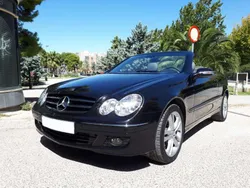 Negro Usado 2007 Mercedes CLK200 Elegance Coupe | 15.900 €