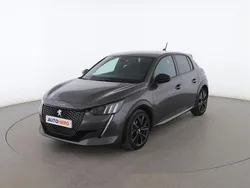 Gris Usado 2023 Peugeot 208 GT Utilitario | 16.799 € (Precio justo)