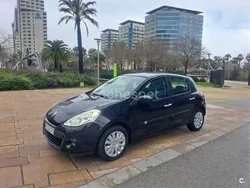 Negro Usado 2010 Renault Clio II Expression Berlina | 3900 € (Buen precio)