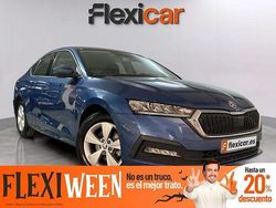 Azul Usado 2021 Skoda Octavia Sport Berlina | 15.990 € (Precio justo)