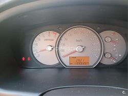 Negro Usado 2007 Kia Carens Monovolumen | 5200 € (Precio justo)