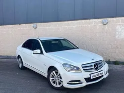 Blanco Usado 2011 Mercedes C220 Avantgarde Berlina | 13.990 € (Precio justo)