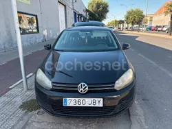 Negro Usado 2015 VW Golf VII Advance Berlina | 4800 €