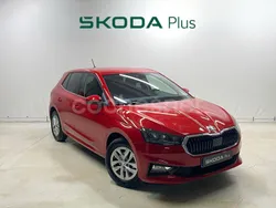 Rojo Usado 2024 Skoda Fabia Selection Berlina | 17.900 € (Precio justo)