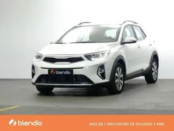 Blanco Usado 2024 Kia Stonic SUV | 18.300 € (Precio justo)