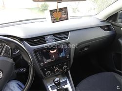 Azul Usado 2017 Skoda Octavia Berlina | 12.999 € (Precio justo)