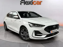 Blanco Usado 2022 Ford Focus ST-Line X Berlina | 20.290 € (Precio justo)