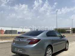 Gris / plata Usado 2015 Opel Insignia Selective Berlina | 11.400 €
