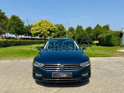 Azul Usado 2021 VW Passat Executive Familiar | 19.500 € (Precio justo)