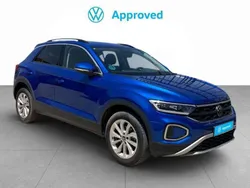 Azul Usado 2024 VW T-Roc Life SUV | 24.900 € (Precio justo)