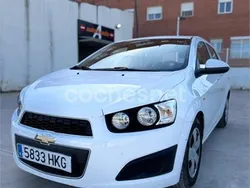 Blanco Usado 2012 Chevrolet Aveo LT Berlina | 4500 € (Precio justo)