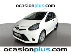 Blanco Usado 2013 Toyota Aygo City Utilitario | 7450 € (Un poco caro)