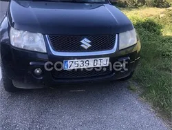 Negro Usado 2004 Suzuki Grand Vitara SUV | 4000 €