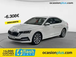 Blanco Usado 2020 Skoda Octavia Style Berlina | 22.450 € (Precio justo)