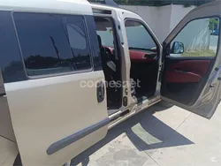 Beige Usado 2011 Fiat Doblò Emotion Monovolumen | 7799 €