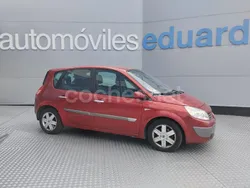 Rojo Usado 2004 Renault Scénic II Dynamique Monovolumen | 2800 € (Super precio)