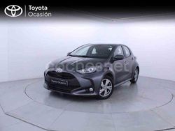 Gris / plata Usado 2024 Toyota Yaris Hybrid Active Berlina | 23.350 € (Precio justo)
