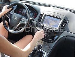 Gris / plata Usado 2017 Opel Insignia Country Tourer Familiar | 10.000 €