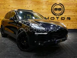 Negro Usado 2017 Porsche Cayenne S SUV | 38.970 € (Buen precio)