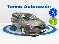 Gris / plata Usado 2018 Opel Zafira Family Monovolumen | 16.990 € (Caro)