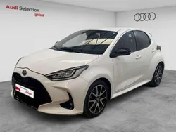Blanco Usado 2021 Toyota Yaris Hybrid Plus Utilitario | 18.500 € (Precio justo)