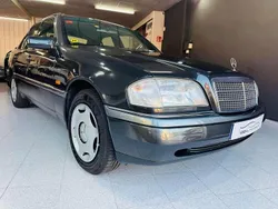 Negro Usado 1994 Mercedes C220 Elegance Berlina | 7490 €