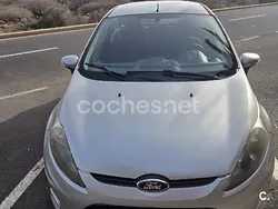 Gris / plata Usado 2008 Ford Fiesta Trend Utilitario | 3000 € (Super precio)